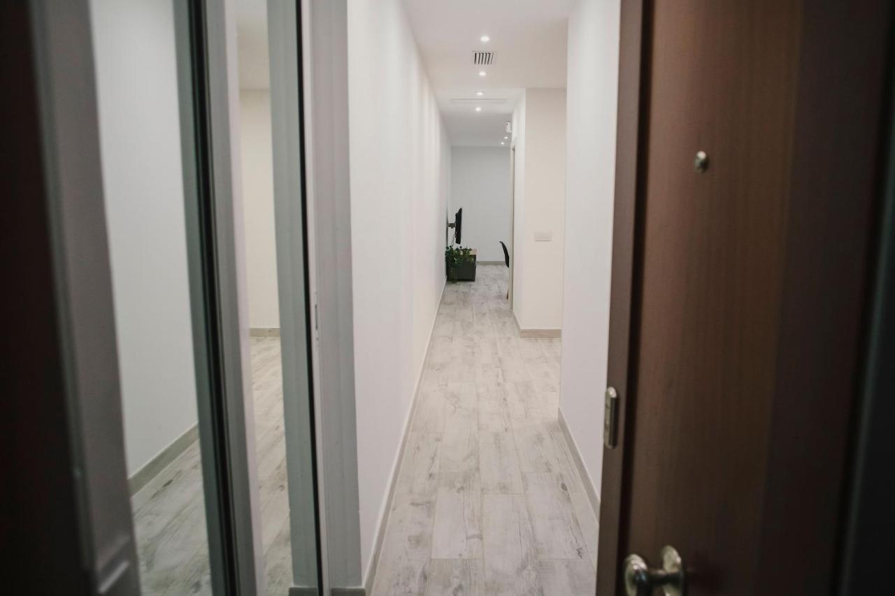Bbarcelona Fira Superior Flats Leilighet Eksteriør bilde