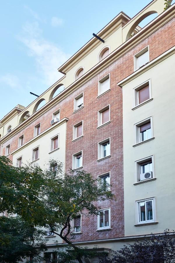 Bbarcelona Fira Superior Flats Leilighet Eksteriør bilde